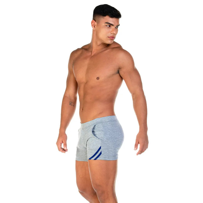 Forever Gray Blue Short en modelo de Gigo Underwear