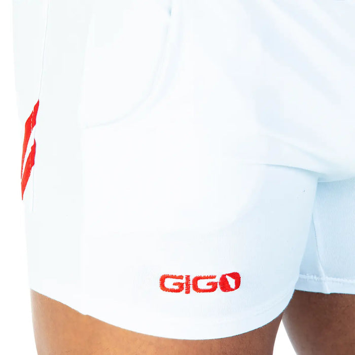 Forever White Red Short en modelo de Gigo Underwear