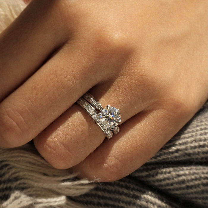 European And American Fashion Women's Ring Alloy Inlaid Zircon