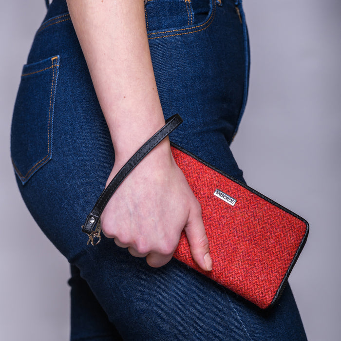 #color_red-herringbone